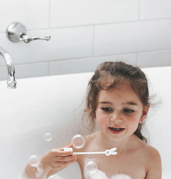 Natural Bathtime Blissful Bubbles (Bubble Bath & Magic Bubble Wand)300ml