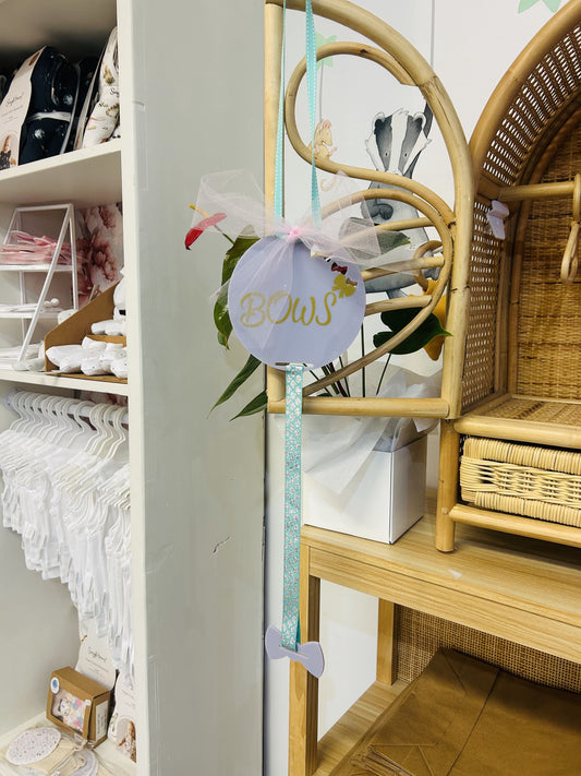 Round Lilac Bow Holder