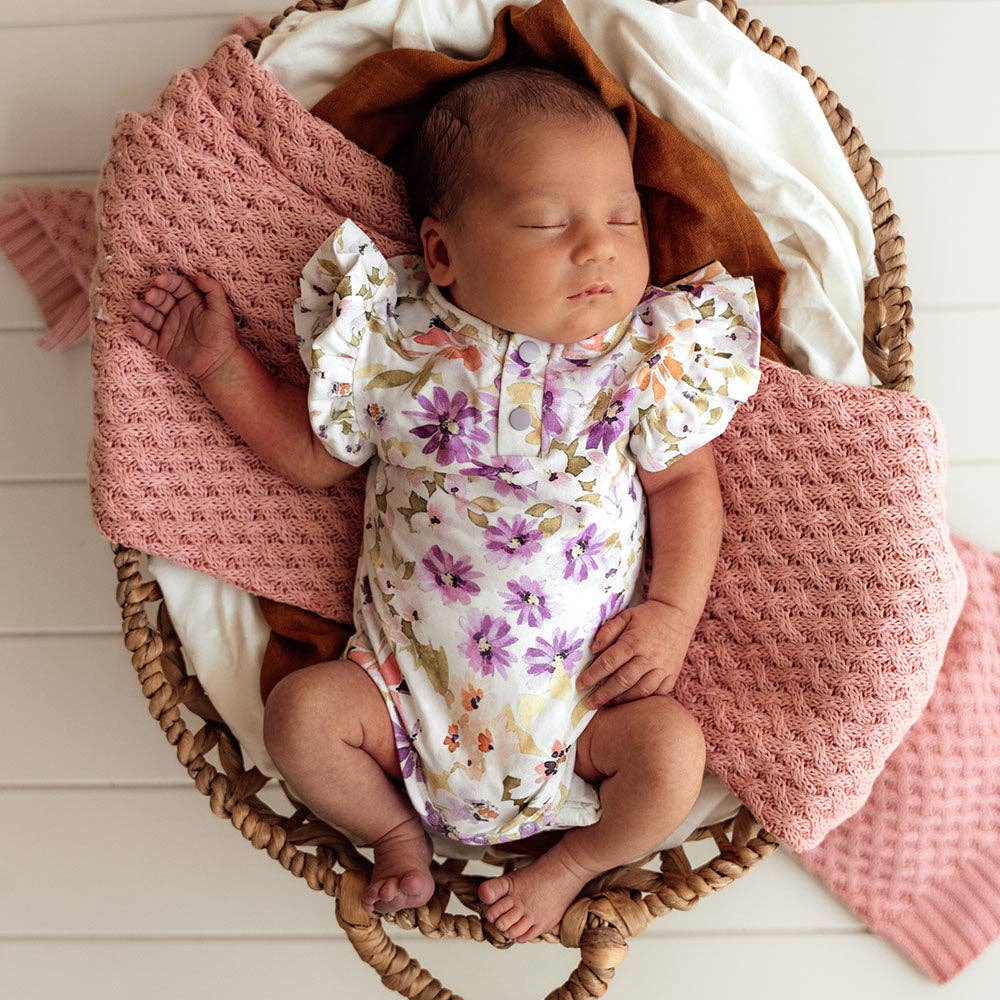 Isla Short Sleeve Organic Bodysuit with Frill: 0-3 Months (000)