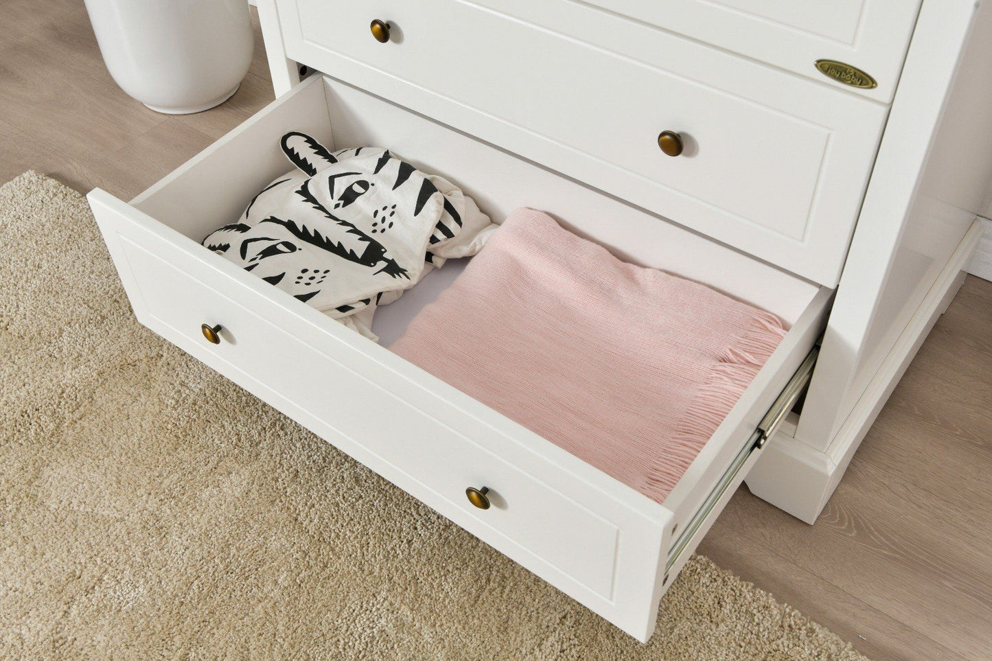 JOY BABY Comet 4 Drawer Chest of Draw with Change Table - White