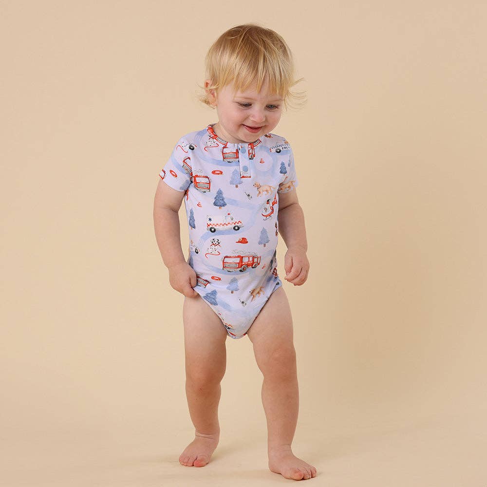 To The Rescue Short Sleeve Organic Bodysuit: 3-6 Months (00)