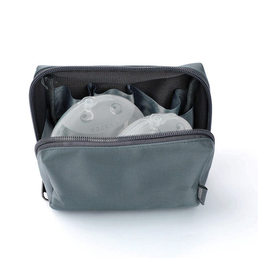 Haakaa Milk Collector- 2pk and Free Carry Case