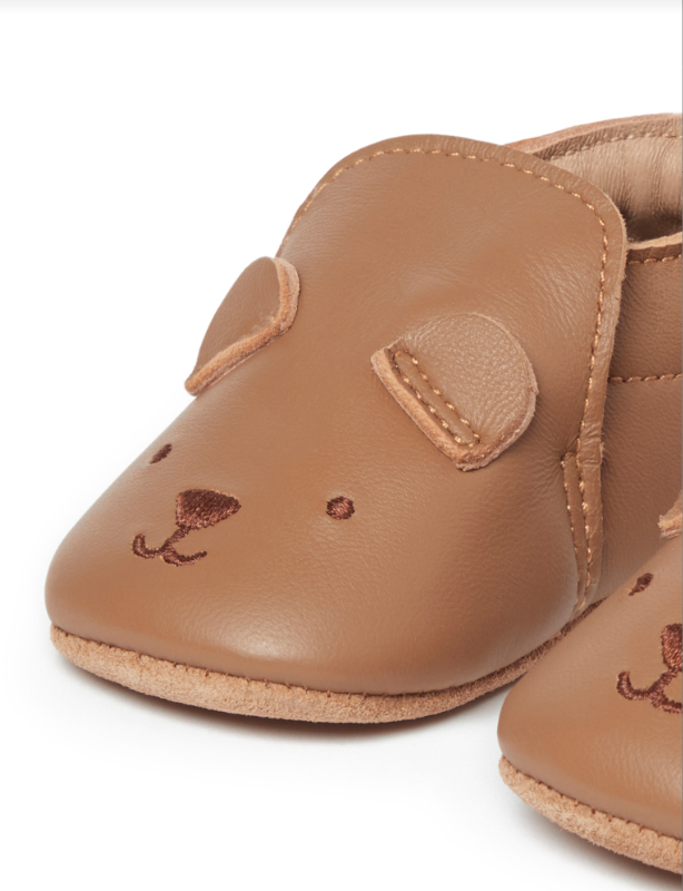 LEATHER PULL ON SLIPPER- Tan Bear