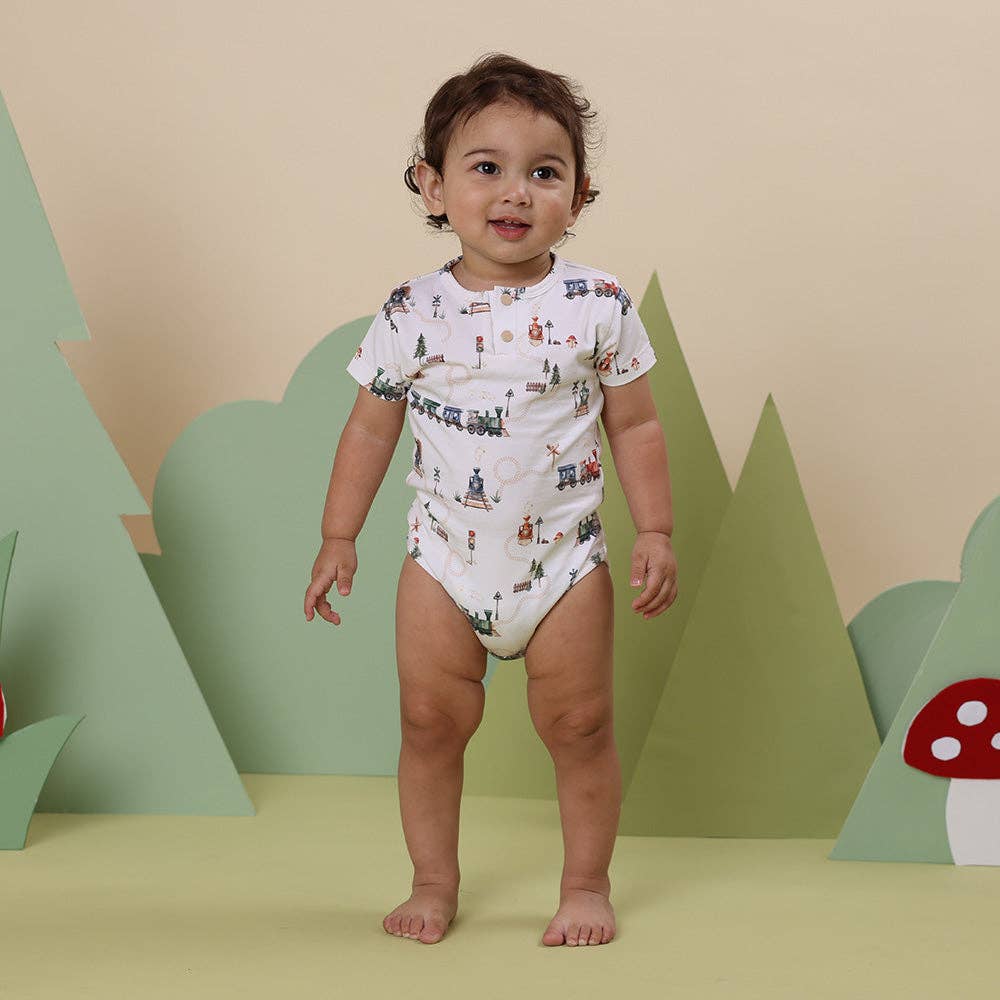 Trains Short Sleeve Organic Bodysuit: 3-6 Months (00)